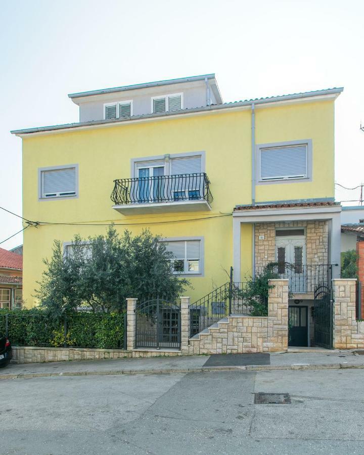 Polias Apartment Пула Екстер'єр фото
